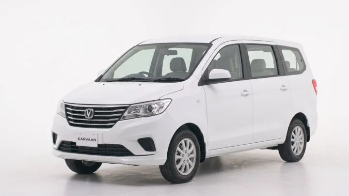 Changan Karvaan, white MPV, studio photograph on a plain background